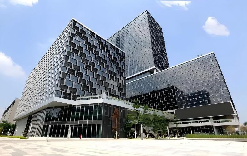 冷水江市委副书记王益群一行莅临菲浦斯考察指导